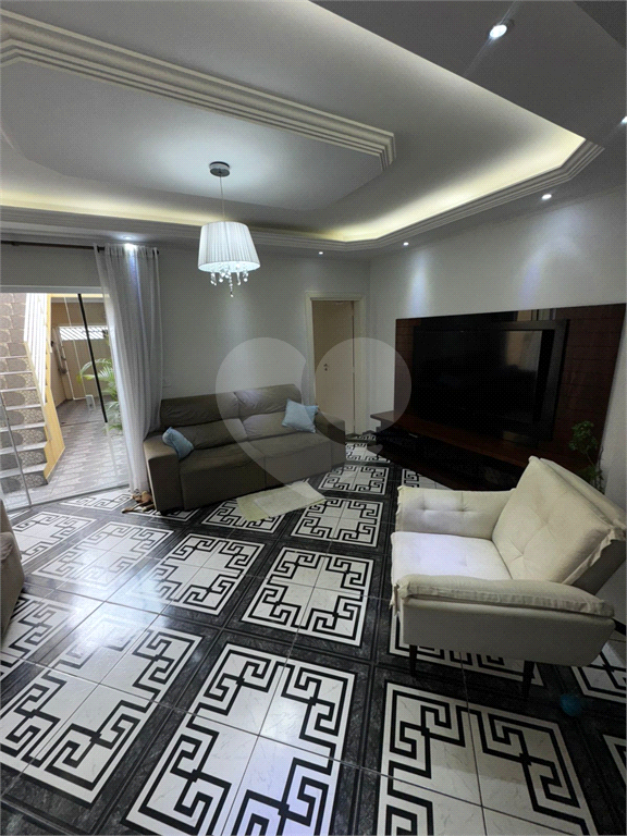 Casa à venda com 4 quartos, 197m² - Foto 32