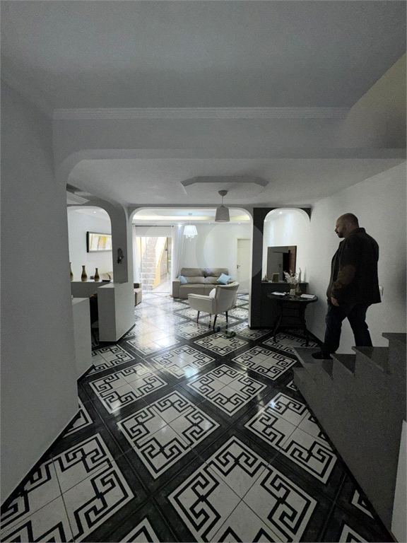Casa à venda com 4 quartos, 197m² - Foto 8