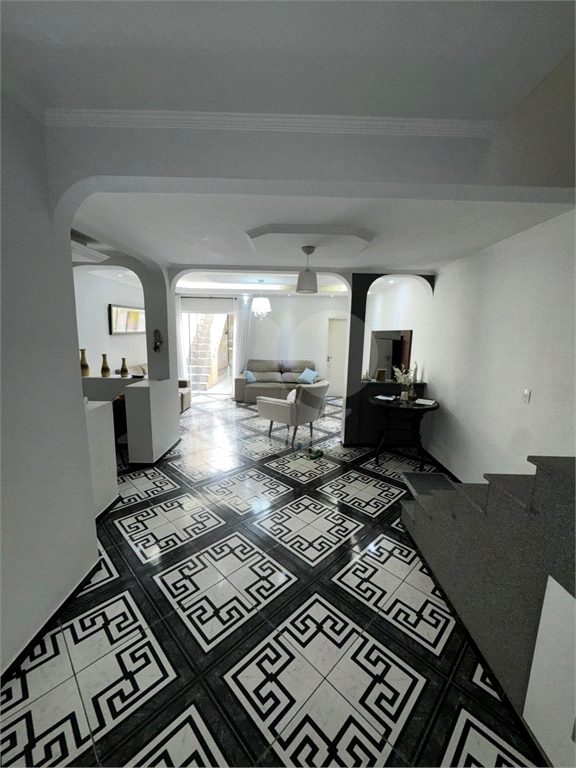 Casa à venda com 4 quartos, 197m² - Foto 11