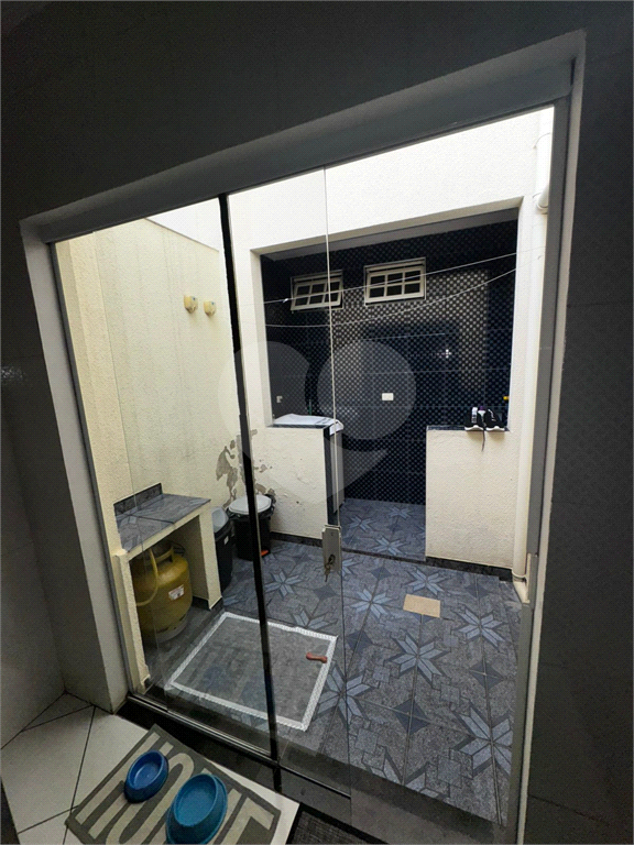 Casa à venda com 4 quartos, 197m² - Foto 2
