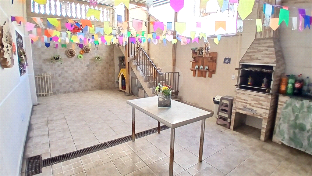 Sobrado à venda com 2 quartos, 164m² - Foto 5