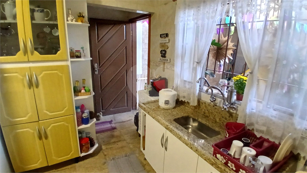 Sobrado à venda com 2 quartos, 164m² - Foto 15