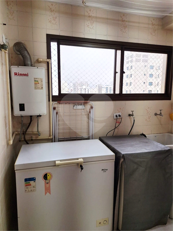 APARTAMENTO em MOEMA