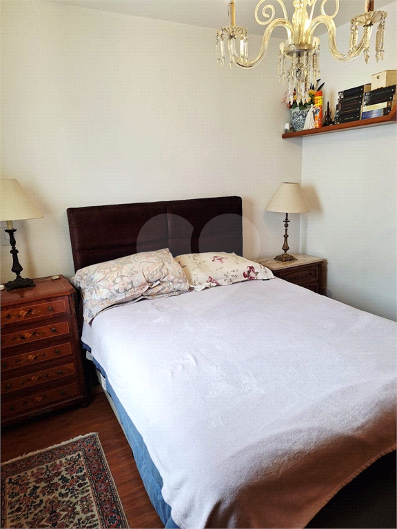 APARTAMENTO em MOEMA