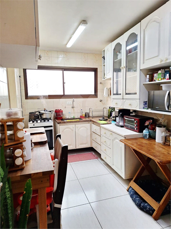 APARTAMENTO em MOEMA