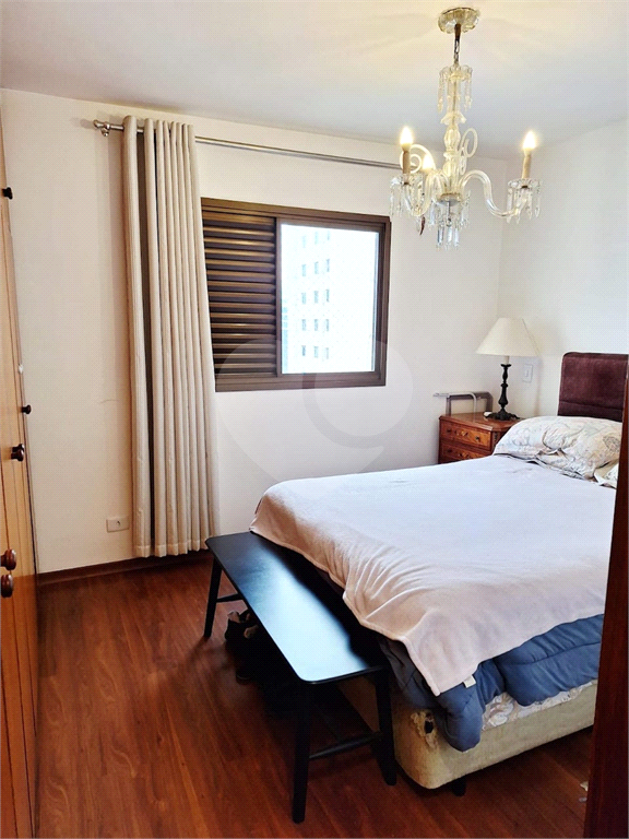 APARTAMENTO em MOEMA