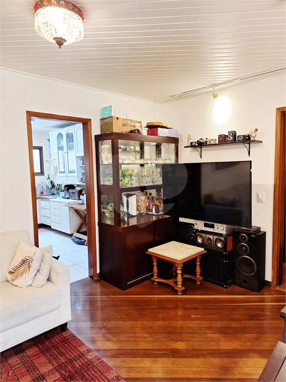 APARTAMENTO em MOEMA