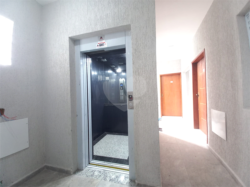 Térreo com Quintal  1 Dormitório com Sala Ampla  Água Fria, Zona Norte
