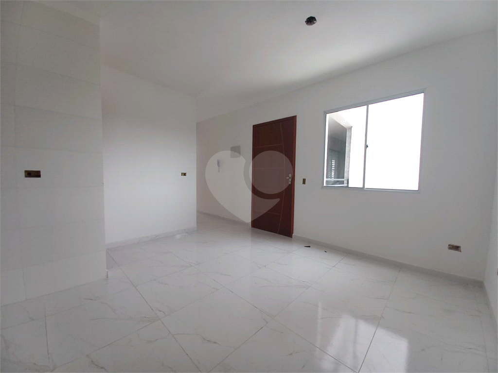 Apartamento 02 dormitórios na Água Fria 