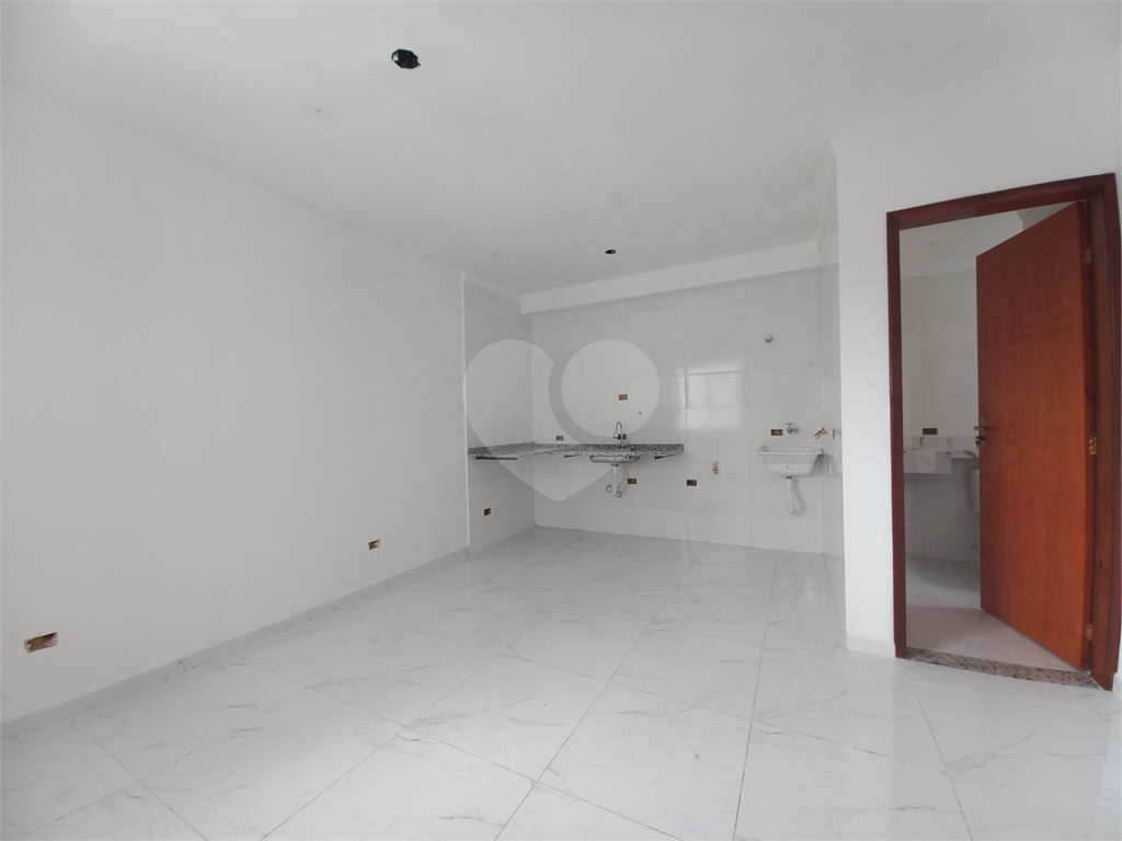 Apartamento 02 dormitórios na Água Fria 