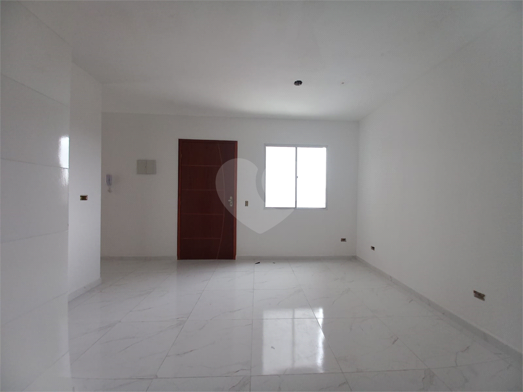 Apartamento 02 dormitórios na Água Fria 