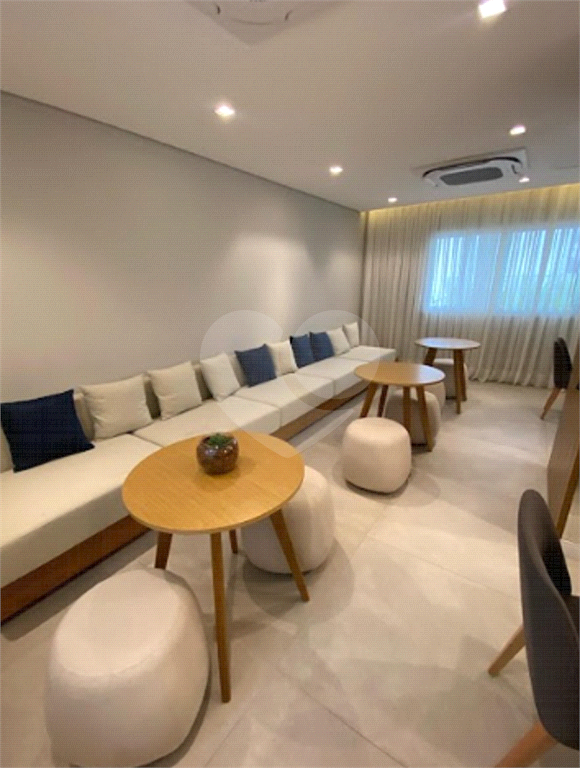 APARTAMENTO em GOPOÚVA