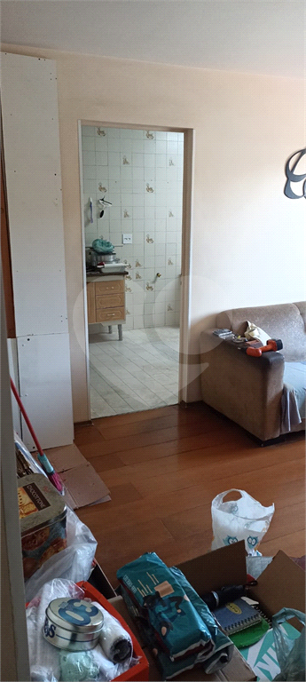 Apartamento no Lauzane a venda com 02 dormitórios 01 vaga de garagem vago.
