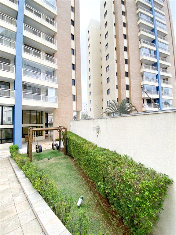 APARTAMENTO em SANTANA