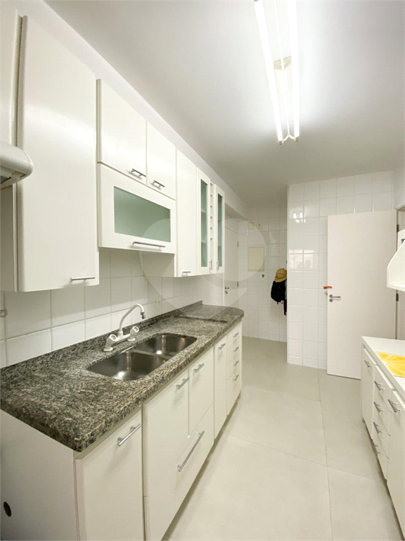 APARTAMENTO em SANTANA