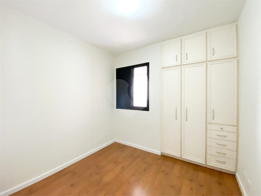APARTAMENTO em SANTANA