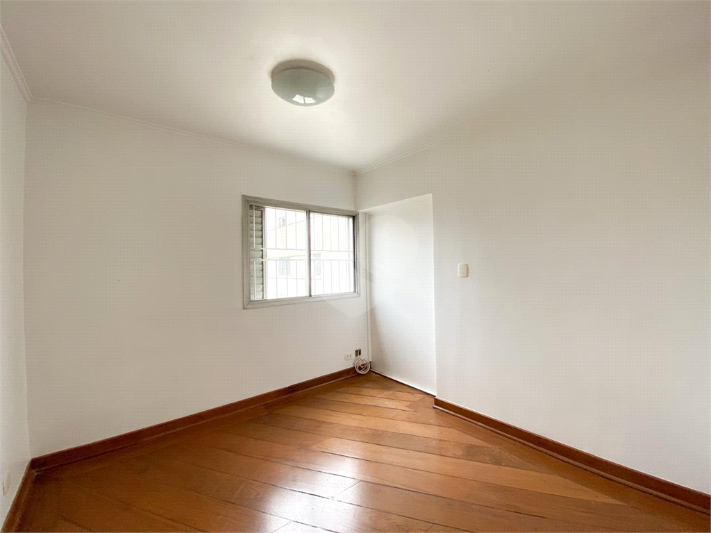 APARTAMENTO em SANTANA