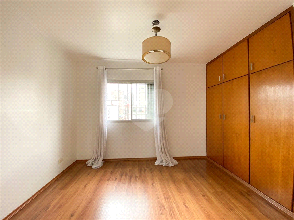 APARTAMENTO em SANTANA