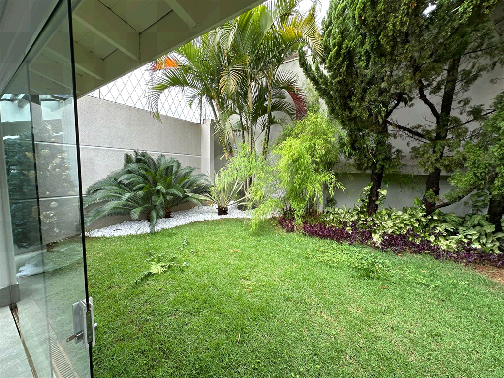 Casa à venda com 3 quartos, 173m² - Foto 8