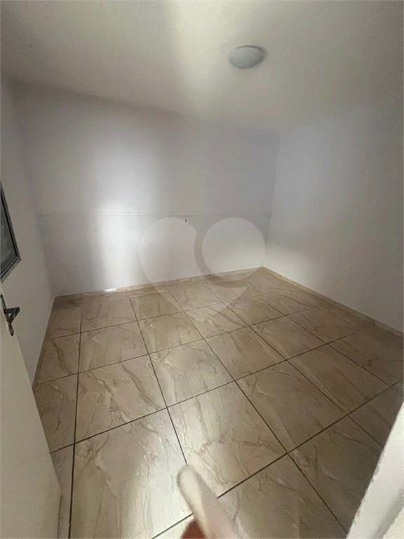 Casa à venda com 3 quartos, 250m² - Foto 8