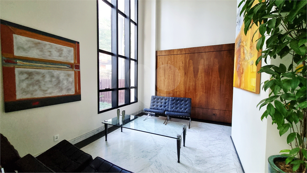 Apartamento Duplex à Venda no Itaim Bibi – 173m², 4 Suítes, 3 Vagas, Varanda e Sala com Pé-Direito Duplo