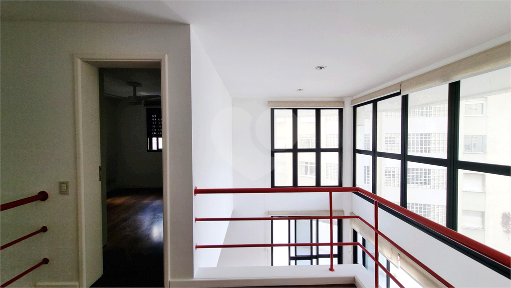 Apartamento Duplex à Venda no Itaim Bibi – 173m², 4 Suítes, 3 Vagas, Varanda e Sala com Pé-Direito Duplo