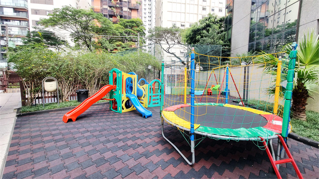 Apartamento Duplex à Venda no Itaim Bibi – 173m², 4 Suítes, 3 Vagas, Varanda e Sala com Pé-Direito Duplo