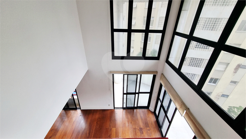 Apartamento Duplex à Venda no Itaim Bibi – 173m², 4 Suítes, 3 Vagas, Varanda e Sala com Pé-Direito Duplo