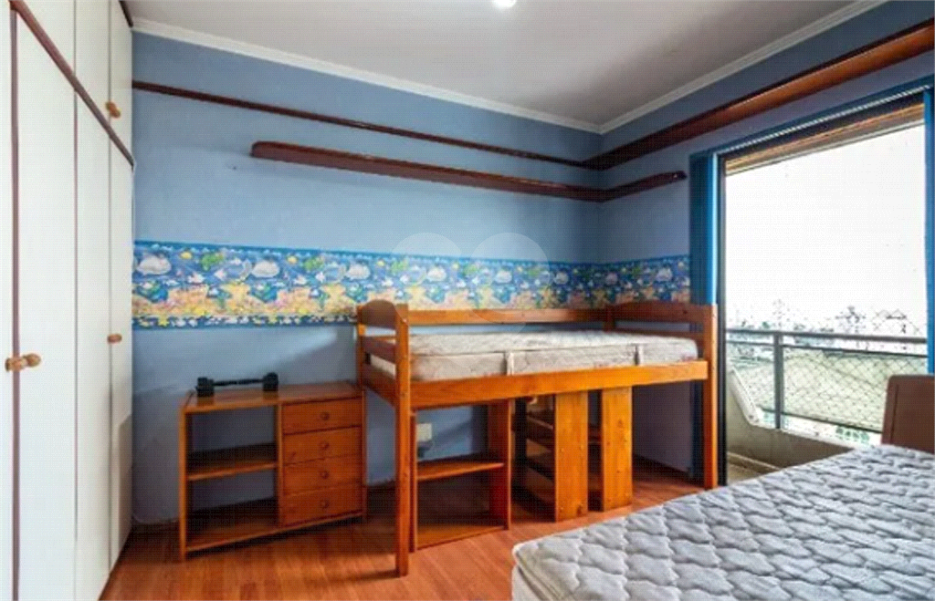 APARTAMENTO em SANTANA