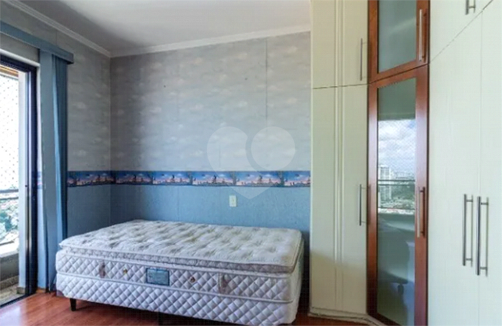 APARTAMENTO em SANTANA