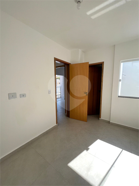 SOBRADO 2 QUARTOS NO TUCURUVI SENDO 1 SUITE 