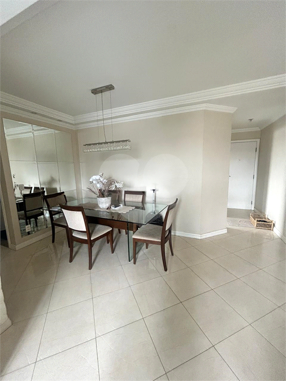 Apartamento à venda com 3 quartos, 100m² - Foto 2