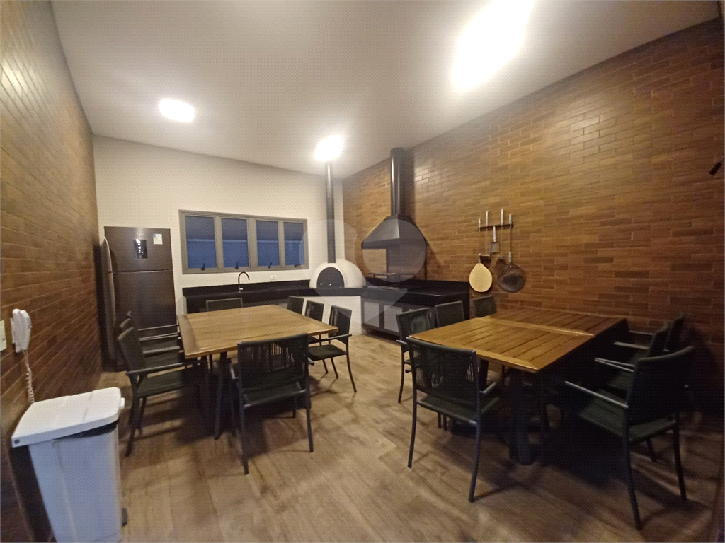 Lindo Apartamento a 200m do Metrô Tucuruvi – Alto Padrão de Acabamento-2 dormitórios, sendo 1 suíte
2 banheiros - 1 vaga 
