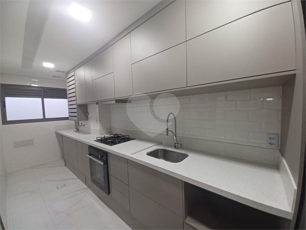 Lindo Apartamento a 200m do Metrô Tucuruvi – Alto Padrão de Acabamento-2 dormitórios, sendo 1 suíte
2 banheiros - 1 vaga 
