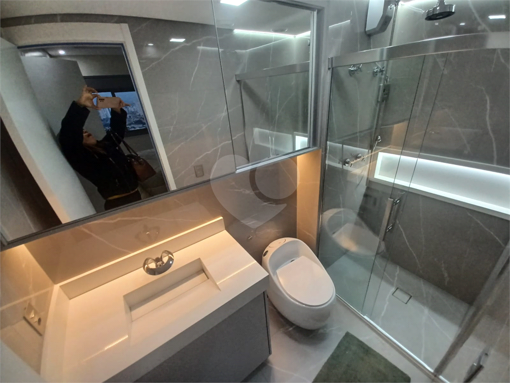 Lindo Apartamento a 200m do Metrô Tucuruvi – Alto Padrão de Acabamento-2 dormitórios, sendo 1 suíte
2 banheiros - 1 vaga 
