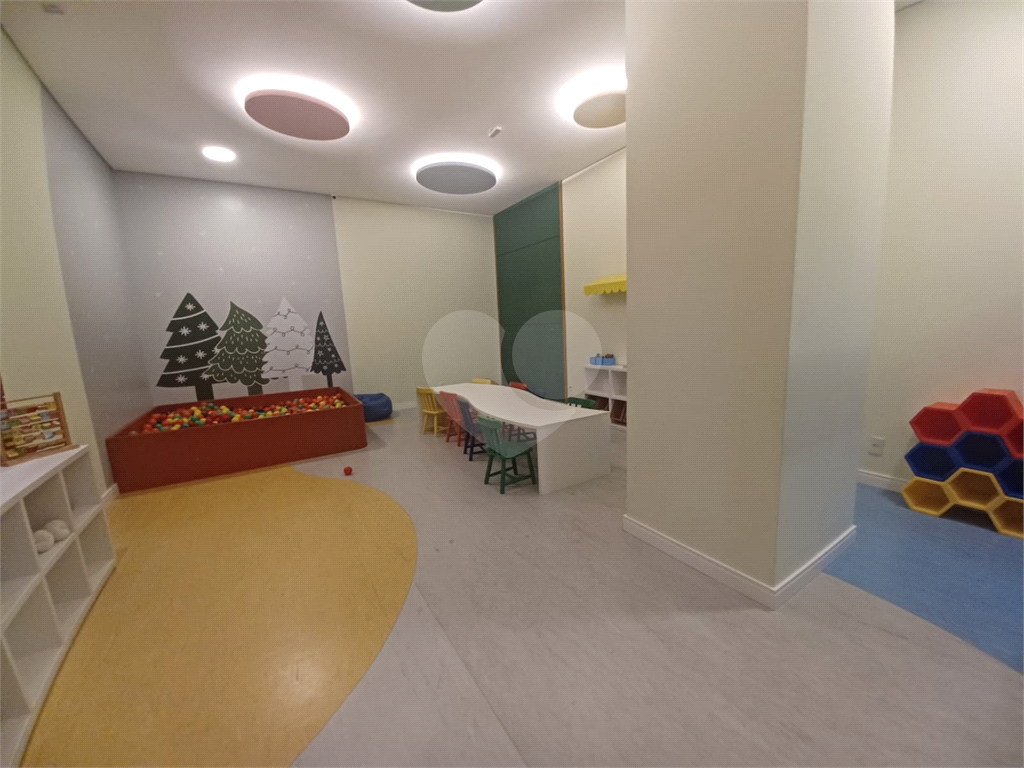Lindo Apartamento a 200m do Metrô Tucuruvi – Alto Padrão de Acabamento-2 dormitórios, sendo 1 suíte
2 banheiros - 1 vaga 
