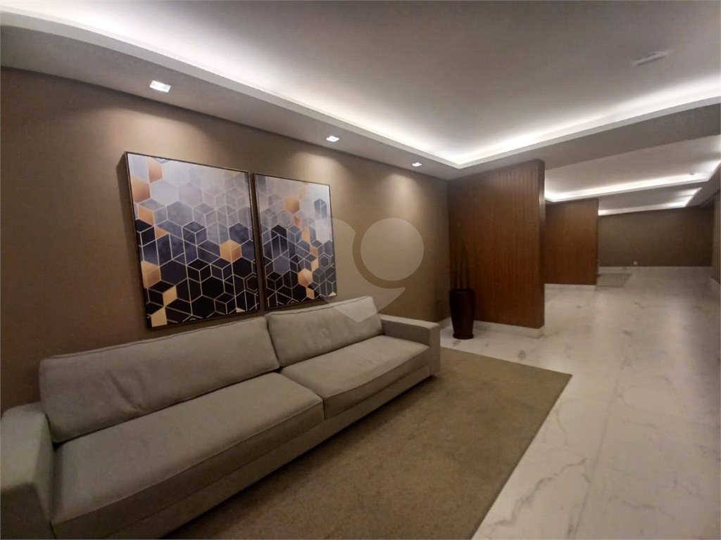 Lindo Apartamento a 200m do Metrô Tucuruvi – Alto Padrão de Acabamento-2 dormitórios, sendo 1 suíte
2 banheiros - 1 vaga 
