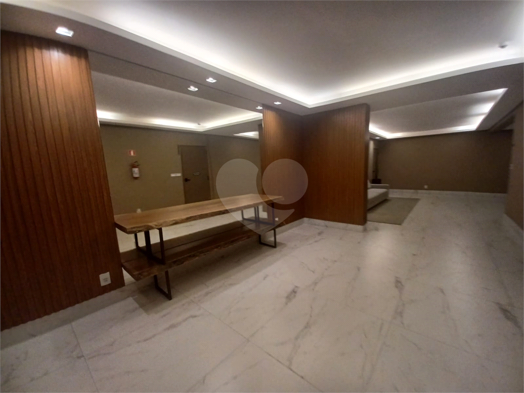 Lindo Apartamento a 200m do Metrô Tucuruvi – Alto Padrão de Acabamento-2 dormitórios, sendo 1 suíte
2 banheiros - 1 vaga 
