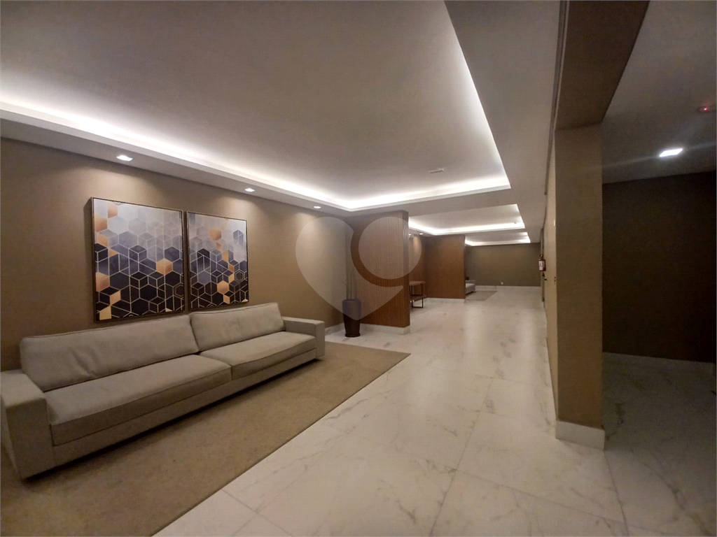 Lindo Apartamento a 200m do Metrô Tucuruvi – Alto Padrão de Acabamento-2 dormitórios, sendo 1 suíte
2 banheiros - 1 vaga 
