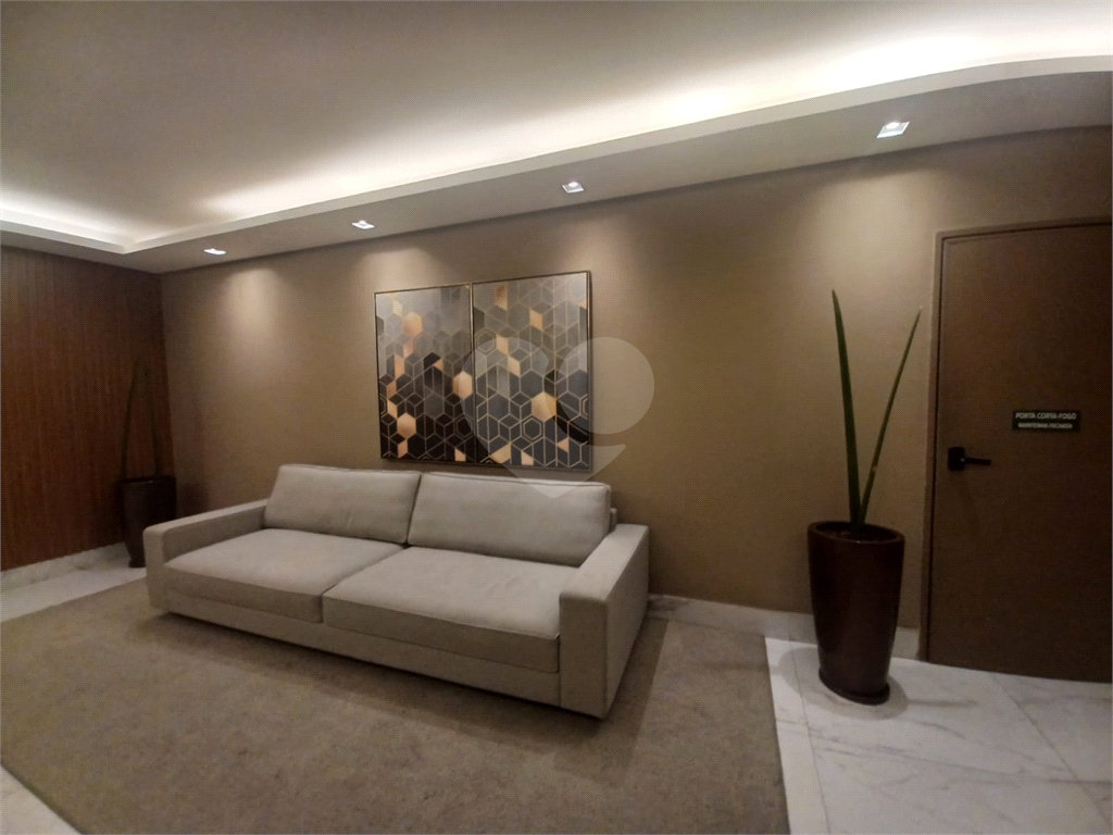 Lindo Apartamento a 200m do Metrô Tucuruvi – Alto Padrão de Acabamento-2 dormitórios, sendo 1 suíte
2 banheiros - 1 vaga 

