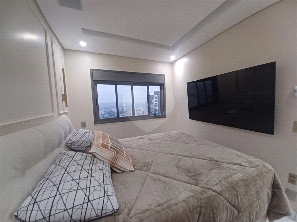 Lindo Apartamento a 200m do Metrô Tucuruvi – Alto Padrão de Acabamento-2 dormitórios, sendo 1 suíte
2 banheiros - 1 vaga 
