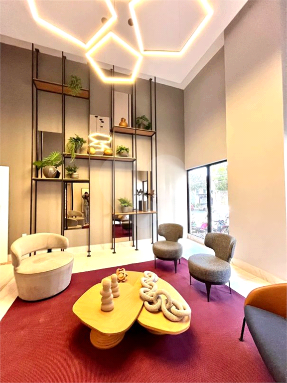 APARTAMENTO em PERDIZES