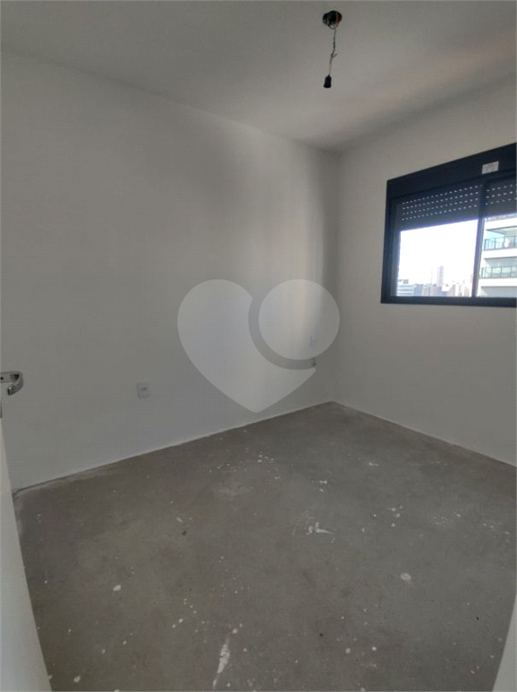 APARTAMENTO em PERDIZES