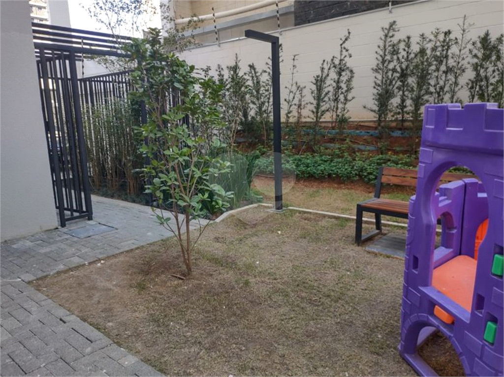 APARTAMENTO em PERDIZES