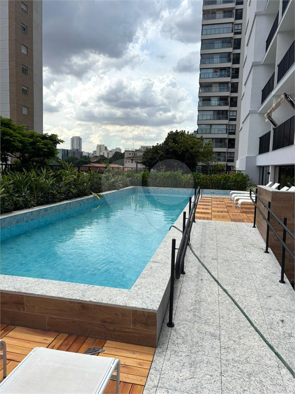 APARTAMENTO em PERDIZES