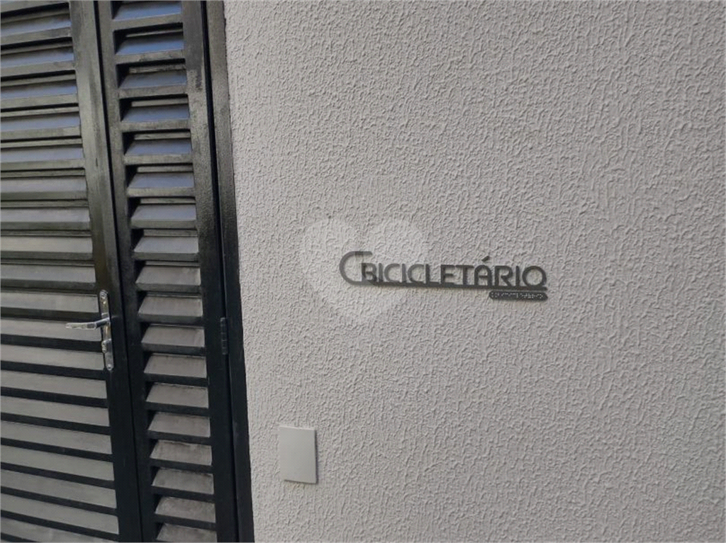 APARTAMENTO em PERDIZES