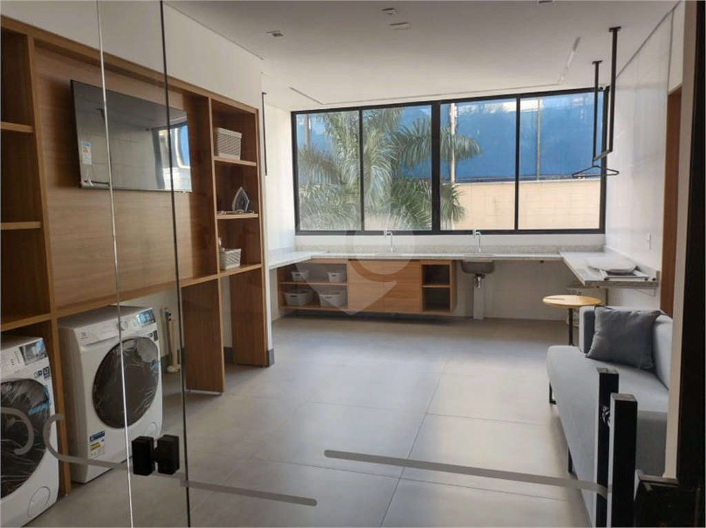 APARTAMENTO em PERDIZES