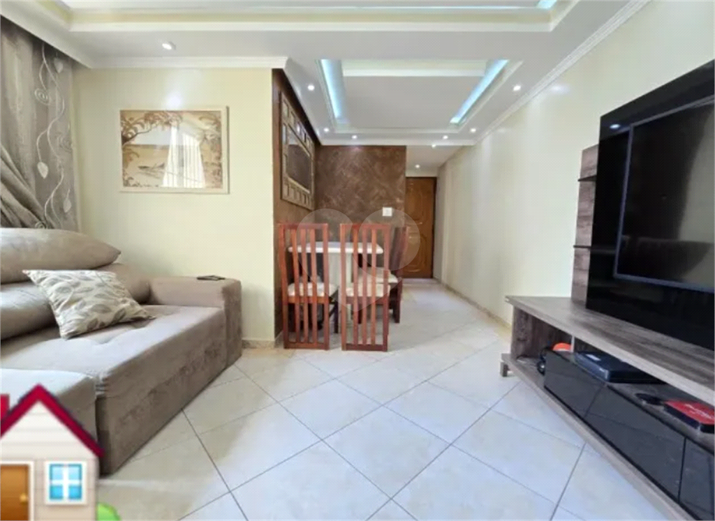 Apartamento Mobiliado à Venda | 2 Dormitórios | 50m² | R$ 320.000
Pronto para Morar | Condomínio Parque Residencial Vitória Régia II
