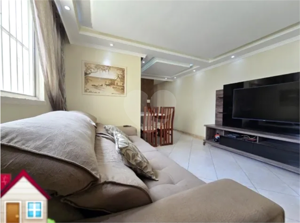 Apartamento Mobiliado à Venda | 2 Dormitórios | 50m² | R$ 320.000
Pronto para Morar | Condomínio Parque Residencial Vitória Régia II
