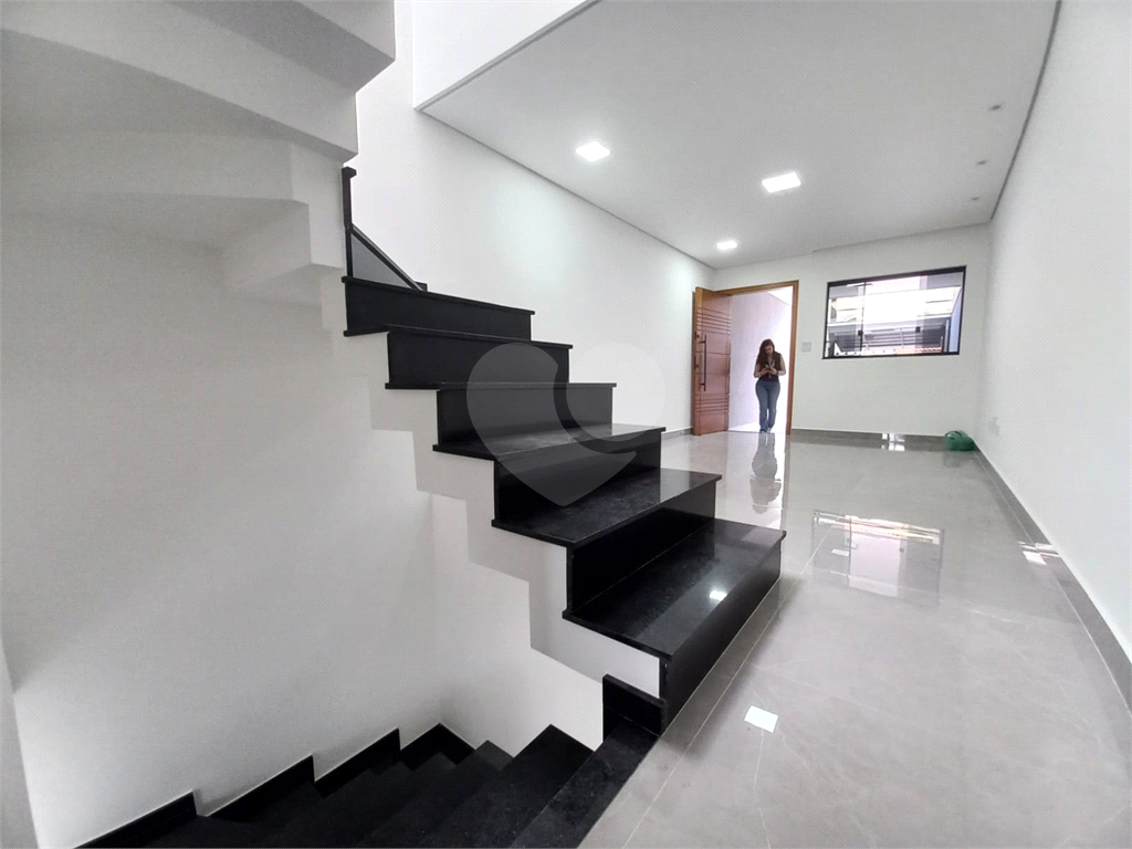 Venda de Casa em São Paulo – 3 Suítes, 175m², Acabamento Completo, Próxima ao Shopping Santana Parque